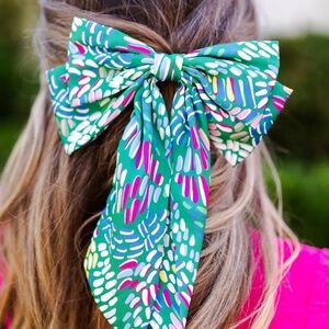 Michelle McDowell Mosaic Meadow Blue Mia Bow